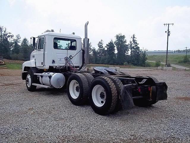 1995 MACK CH613 Bardstown Kentucky Photo #0088736A