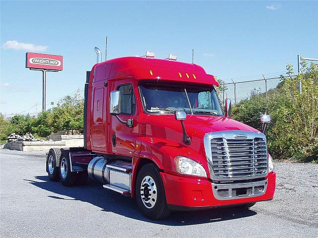 2011 FREIGHTLINER CA12564ST - CASCADIA Harrisburg Pennsylvania Photo #0088922A