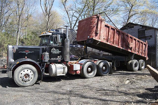 1981 PETERBILT 359 Monroe Connecticut Photo #0089033C