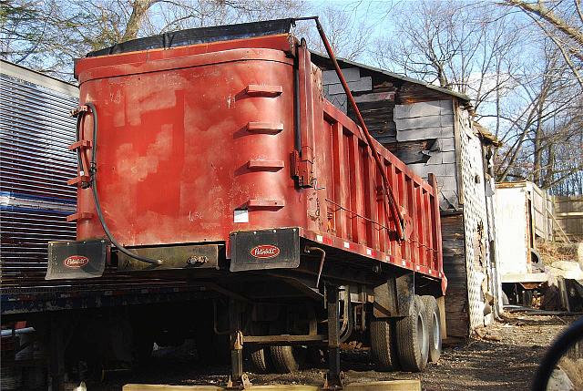 1981 PETERBILT 359 Monroe Connecticut Photo #0089033C