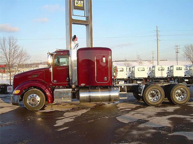 2011 PETERBILT 386 South Saint Paul Minnesota Photo #0089081A