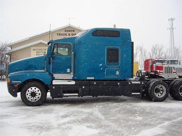 2003 KENWORTH T600 Owatonna Minnesota Photo #0089273A