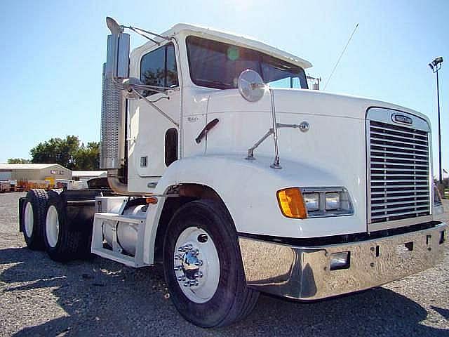 2000 FREIGHTLINER FLD12064 Lincoln Nebraska Photo #0089407A