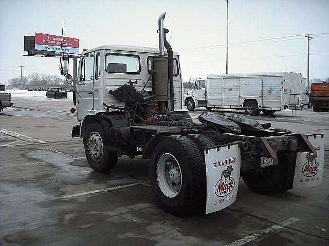 1987 MACK MIDLINER CS300T Council Bluffs Iowa Photo #0089481A