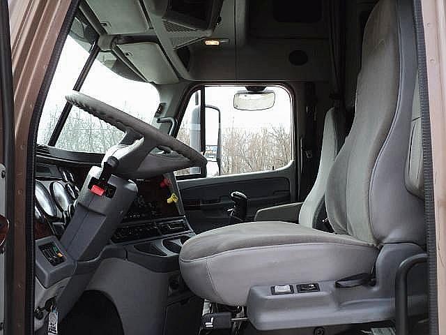 2007 FREIGHTLINER C12064ST-CENTURY 120 New Haven Indiana Photo #0089529A