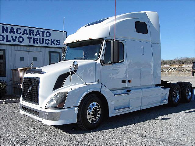 2007 VOLVO VNL64T670 Nashville Tennessee Photo #0089829A