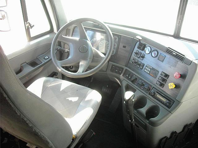 2006 FREIGHTLINER CL12064ST-COLUMBIA 120 Phoenix Arizona Photo #0089917A