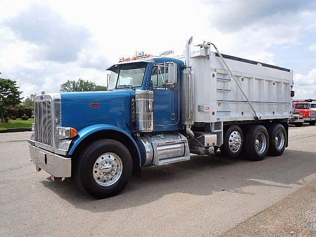 2000 PETERBILT 379 Chatham Virginia Photo #0090025A