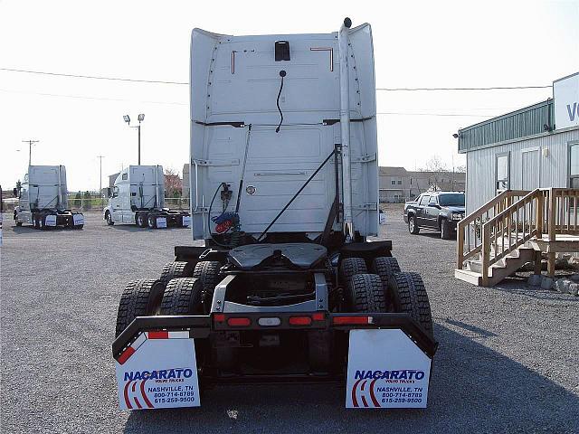 2008 VOLVO VNL64T670 Nashville Tennessee Photo #0090248A