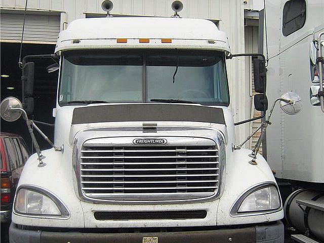 2003 FREIGHTLINER CL12042ST-COLUMBIA 120 Tampa Florida Photo #0090249A