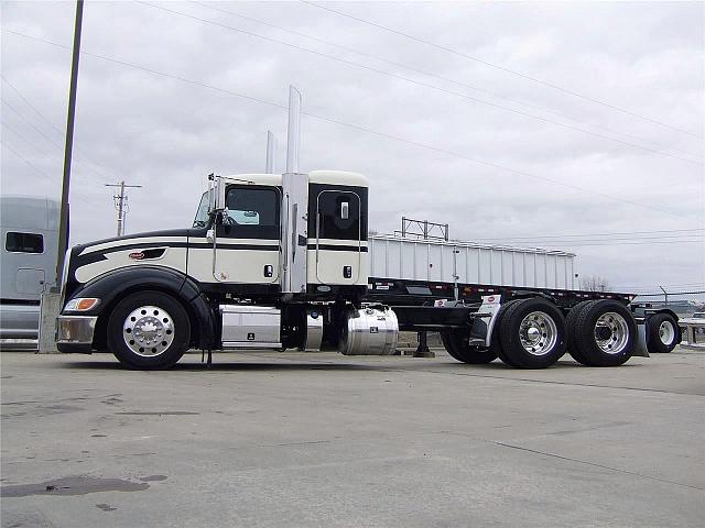 2012 PETERBILT 386 Kansas City Kansas Photo #0090262A