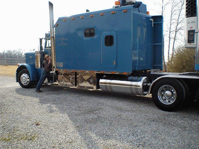 2001 PETERBILT 379EXHD Gentry Arkansas Photo #0090378A