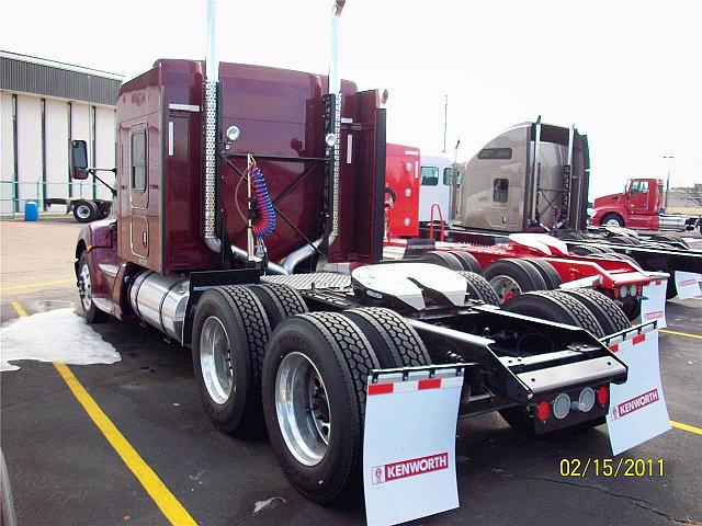 2011 KENWORTH T660 Fenton Missouri Photo #0090394A