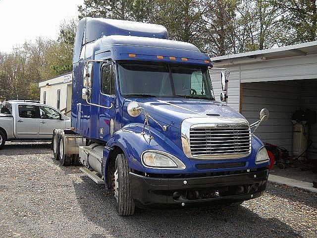 2004 FREIGHTLINER CL12064ST-COLUMBIA 120 Jacksonville Florida Photo #0090397A