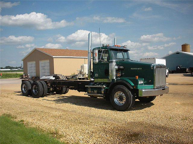 1996 WESTERN STAR 4964S Preston Iowa Photo #0090438A