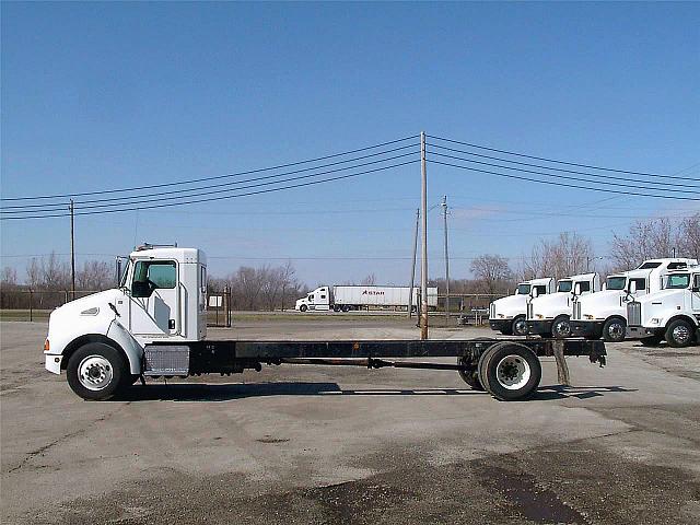 2006 KENWORTH T300 Rock Island Illinois Photo #0090473A