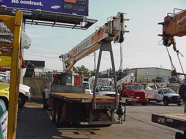 1995 FORD L8000 Jonesboro Georgia Photo #0090495A