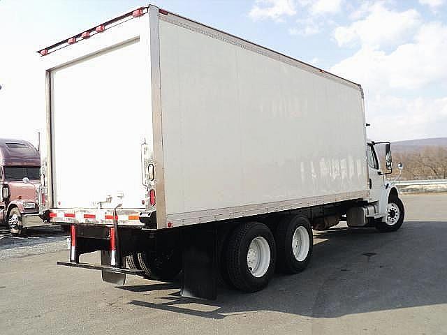 2005 FREIGHTLINER BUSINESS CLASS M2 106 Frystown Pennsylvania Photo #0090505A