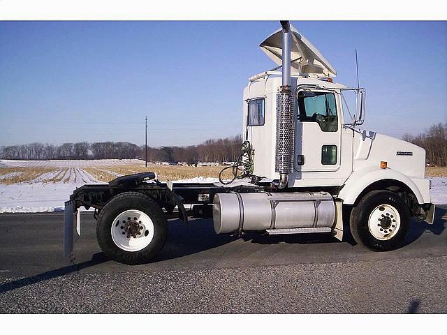 2005 KENWORTH T800 Carlisle Pennsylvania Photo #0090548E