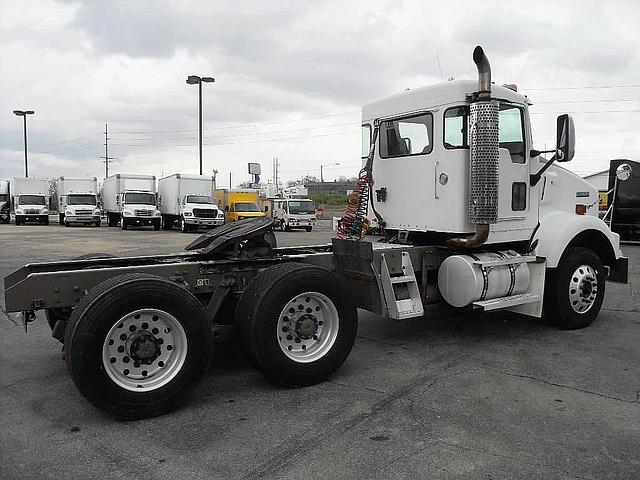 2004 KENWORTH T800 Fort Wayne Indiana Photo #0090616A