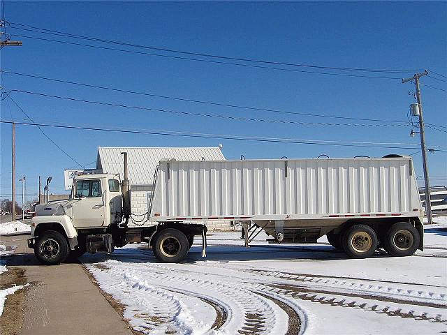 1987 FORD L9000 SUPERIOR Nebraska Photo #0090676A