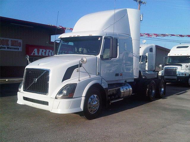 2007 VOLVO VNL62T430 Converse Texas Photo #0090708A