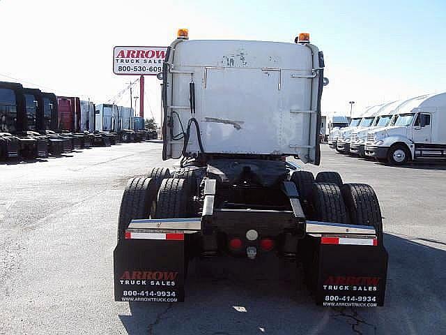 2004 FREIGHTLINER FLD12064T-CLASSIC Converse Texas Photo #0090710A