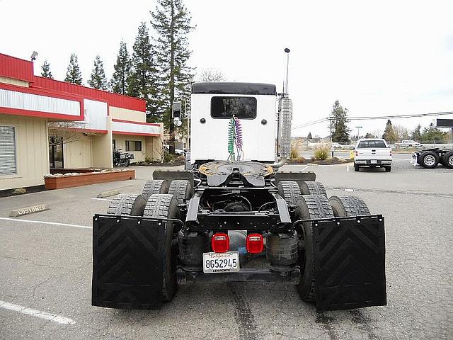 2007 KENWORTH T800 Windsor California Photo #0090755A