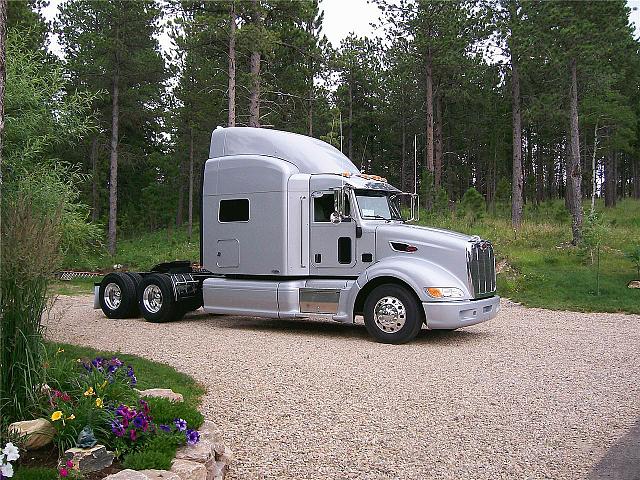 2009 PETERBILT 389 Sturgis South Dakota Photo #0090783A