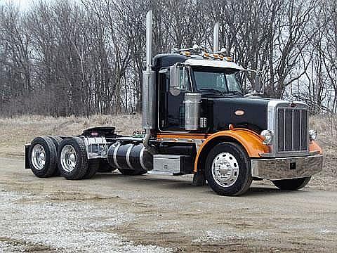 2005 PETERBILT 378 Lyons Nebraska Photo #0090845A