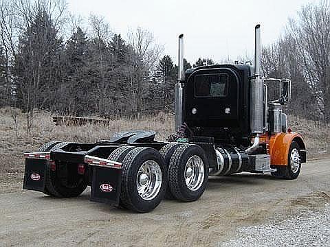 2005 PETERBILT 378 Lyons Nebraska Photo #0090845A