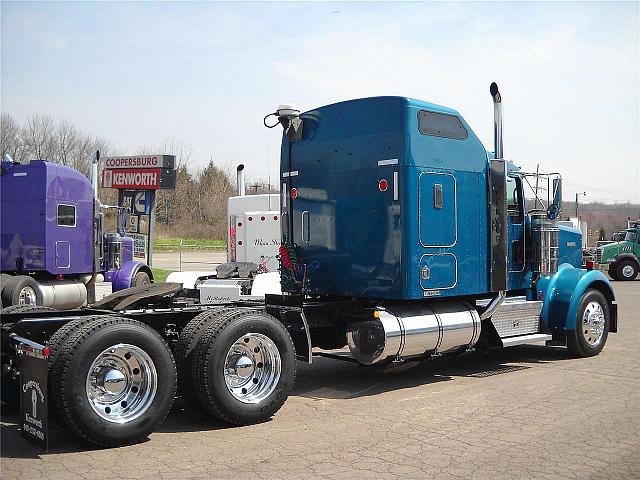 2007 KENWORTH W900L Coopersburg Pennsylvania Photo #0090959A