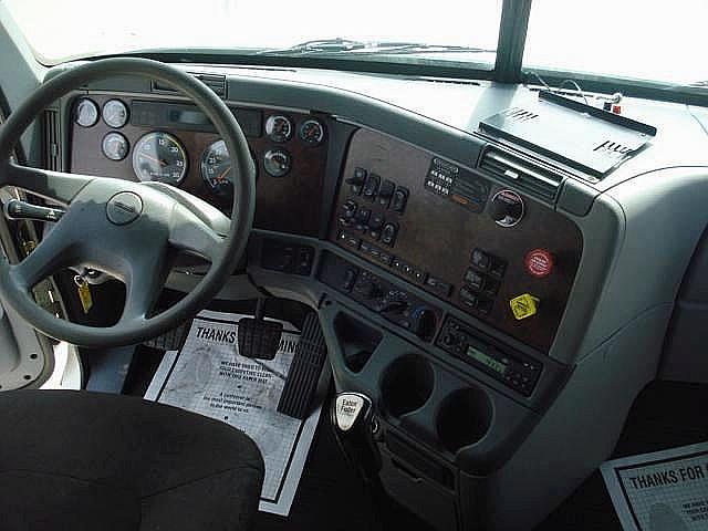 2006 FREIGHTLINER CST12064-CENTURY 120 Foristell Missouri Photo #0091015A