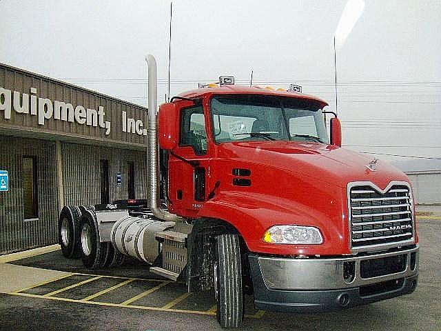 2012 MACK PINNACLE CXU613 SOMERSET Kentucky Photo #0091104A