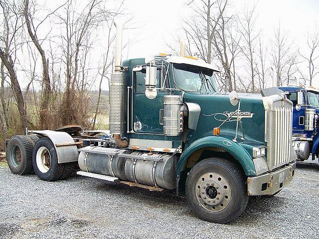 2002 KENWORTH W900B ABINGDON Virginia Photo #0091216A