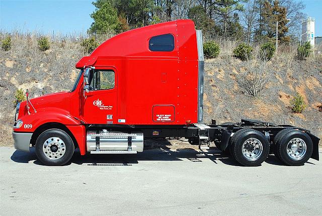 2006 FREIGHTLINER CL12042ST-COLUMBIA 120 Wake Forest North Carolina Photo #0091222A