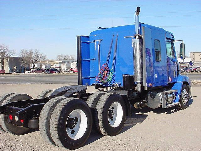 1999 FREIGHTLINER C11264ST-CENTURY 112 Sioux Falls South Dakota Photo #0091285A