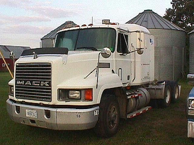 1992 MACK CHN613 Brainerd Minnesota Photo #0091433A