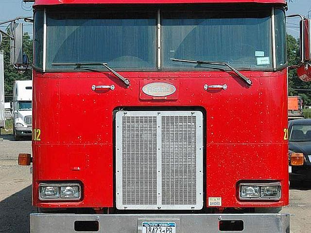 2000 PETERBILT 362 Brooklyn New York Photo #0091637A