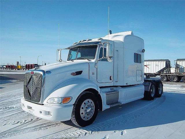 2009 PETERBILT 386 Winnipeg Photo #0092131A