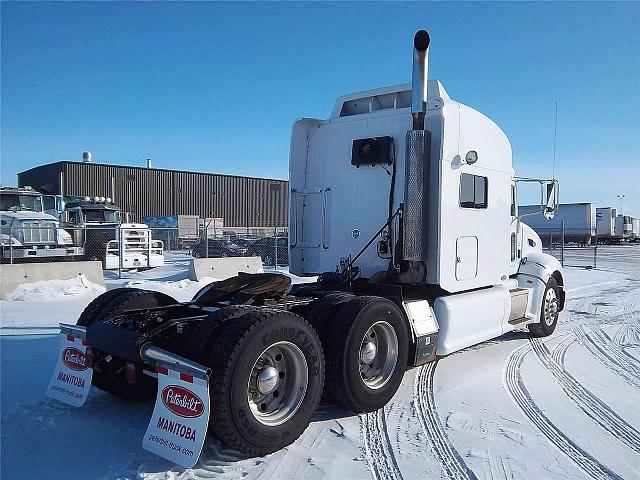 2009 PETERBILT 386 Winnipeg Photo #0092131A