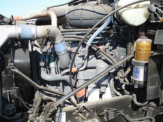 2002 MACK VISION CX613 Searcy Arkansas Photo #0092313A