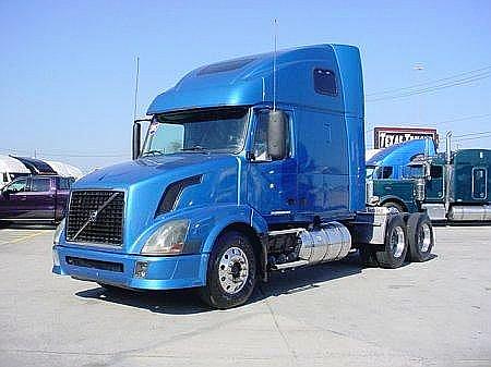 2005 VOLVO VNL64670 Houston Texas Photo #0092474A