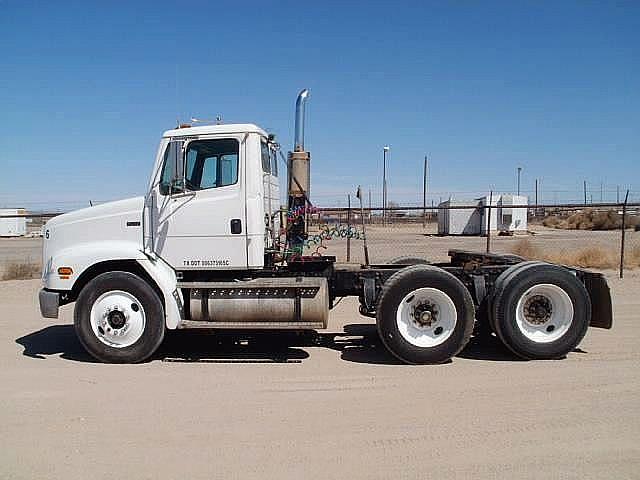 1997 FREIGHTLINER FL112 Albuquerque New Mexico Photo #0092892A