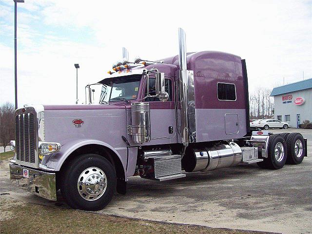 2012 PETERBILT 389 Auburn Maine Photo #0093128A