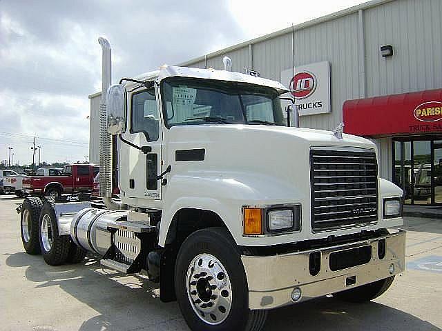 2012 MACK PINNACLE CHU613 Saint Rose Louisiana Photo #0093181A