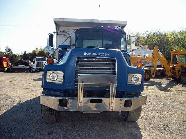 1997 MACK DM690S Frankfort Kentucky Photo #0093204A