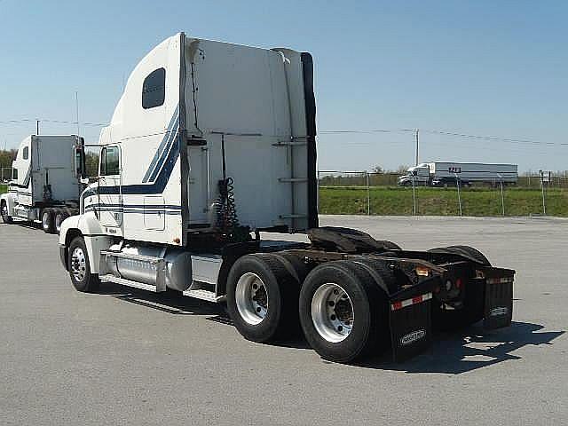 2001 FREIGHTLINER FLD11264ST Lima Ohio Photo #0093338A