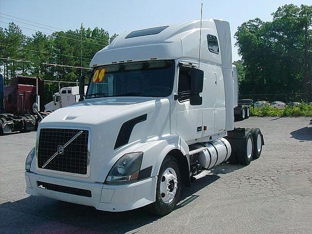 2004 VOLVO VNL64T670 Lake City Georgia Photo #0093388A