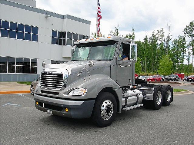 2008 FREIGHTLINER CL12064ST-COLUMBIA 120 Ashland Virginia Photo #0093450A